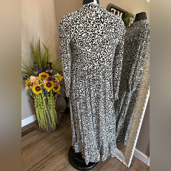 Mare Mare x Anthropologie • Lynda Leopard Print Maxi - Picture 11 of 12